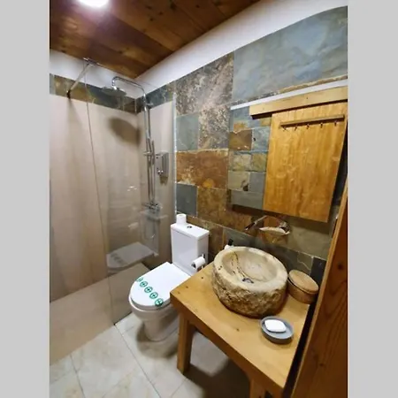 Bonito Piso Frente A La Playa Con Parking Privado. Apartment *